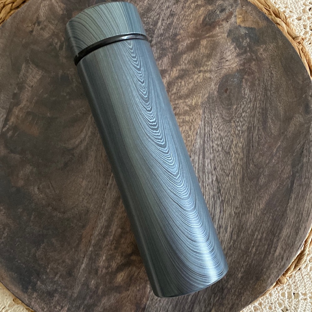 Slim Modern expression Gray wood grain  stainless water bottle double wall 14.2